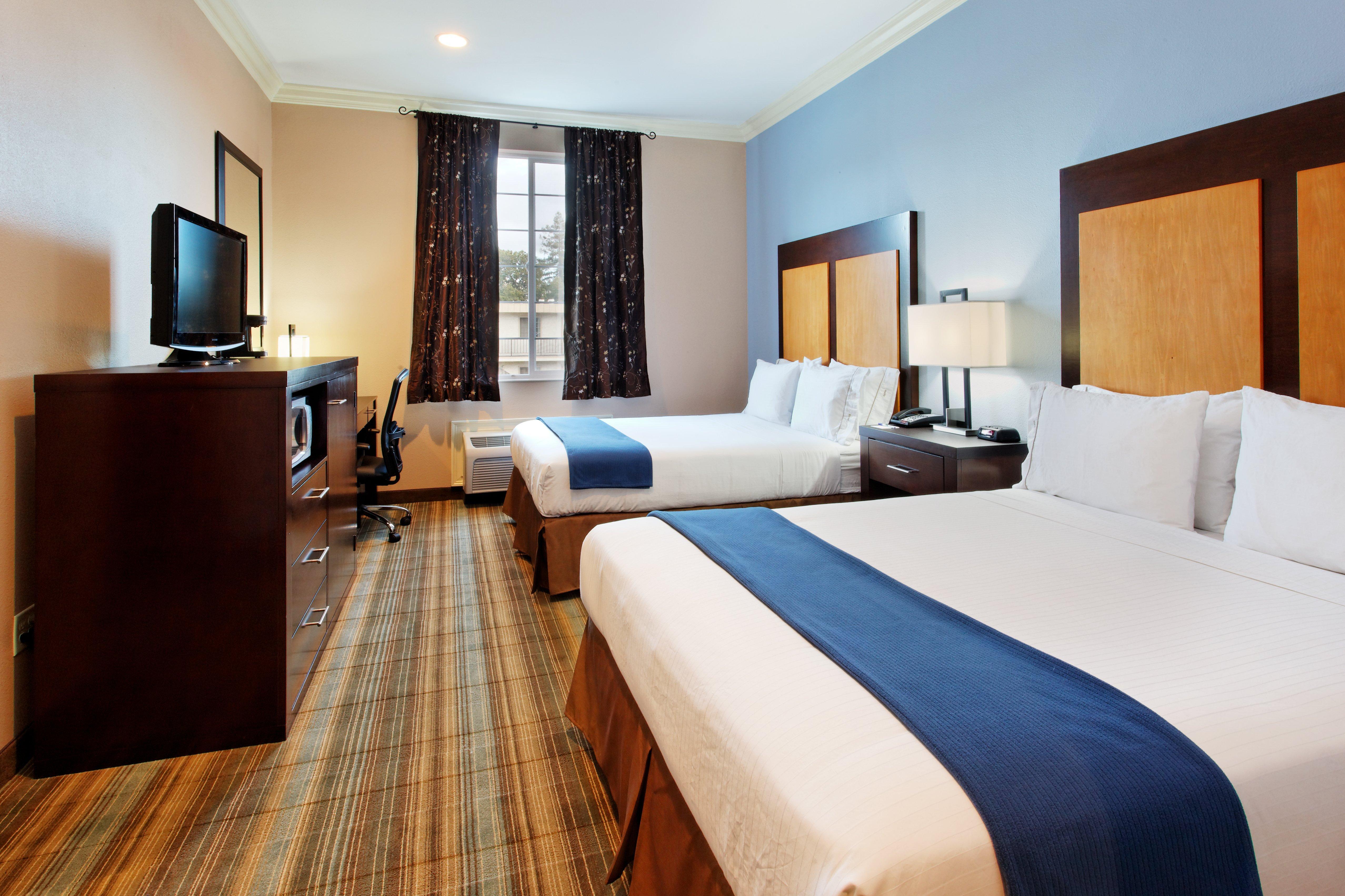 Express By Ihg Hotel